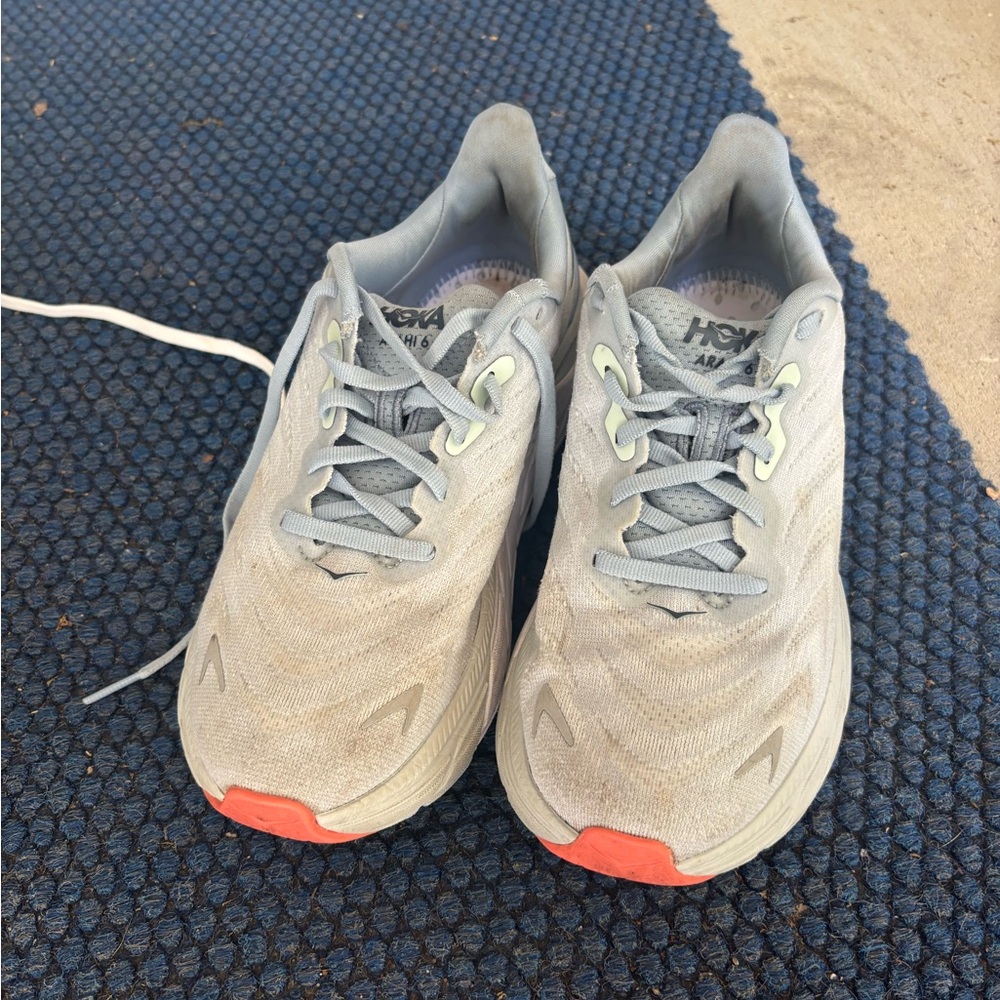 Hoka blue and Orange Arahi